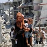 Zionistisch bezettingsleger voert extra bombardementen uit op Palestijnen
