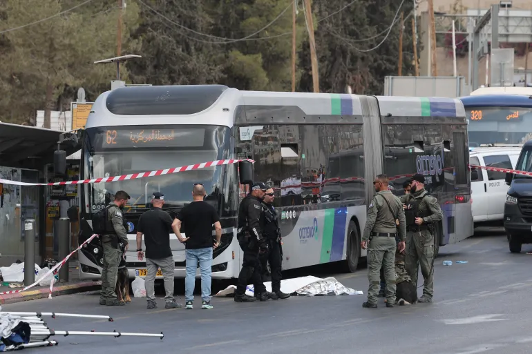 Vijf doden bij aanval in bezet Jeruzalem (Al‑Quds)
